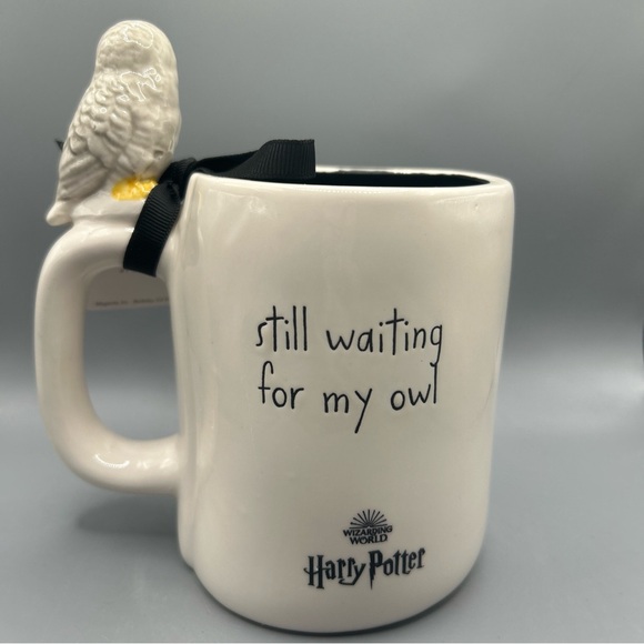 Rae Dunn Harry Potter Hedwig Mug With Hedwig On Handle Double Sided Owl NEW - Picture 2 of 2